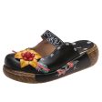 Wholesale Ethnic Style Flower Handmade Thick Sole Retro Sandals on Sale