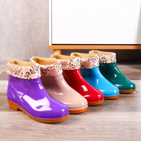 Wholesale of Adult Short Tube EVA Rain Boots for External Wear Cheap